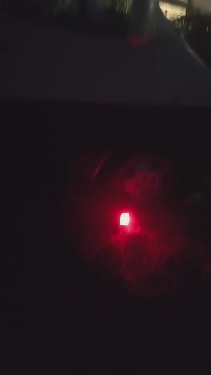 Lámpara Solar LED Portátil Recargable USB-C para Camping y Emergencias